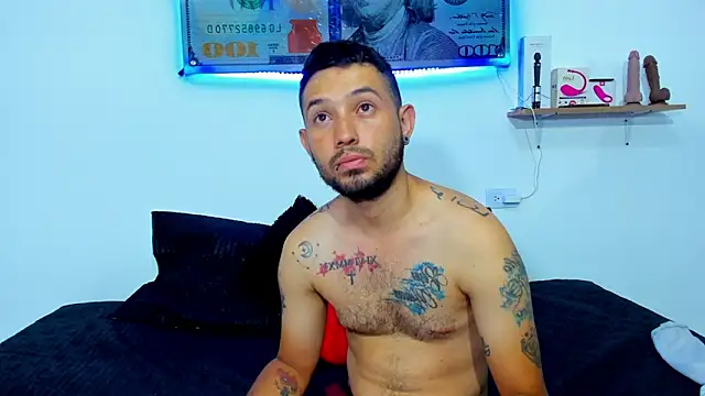 Snapshot of Bad_Couple_1 chatting on 03.20.25 Bad Couple 1 online show from 03.20.25