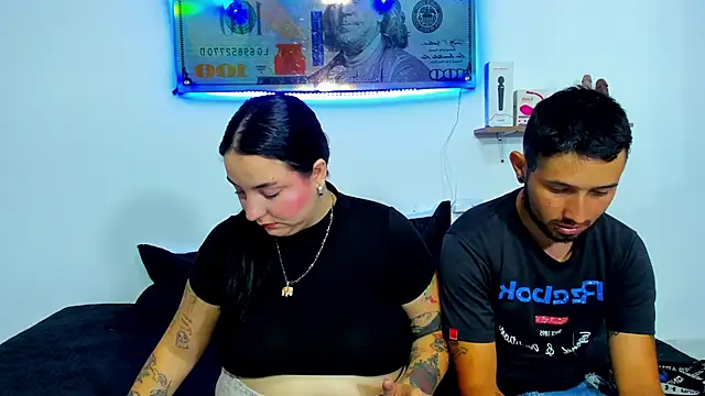 Snapshot of Bad_Couple_1 chatting on 03.23.25 Bad Couple 1 online show from 03.23.25