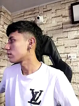 Levin Hikaru online show from 03.13.25