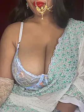 Snapshot of Playful__Princess chatting on 12.23.24 Playful Princess online show from 12.23.24