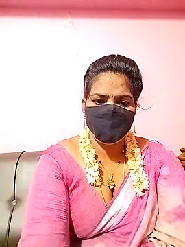 melina214 online show from 09.17.25