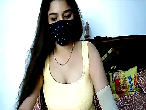 Snapshot of Gloie4u chatting on 05.11.26 Gloie4u online show from 05.11.26