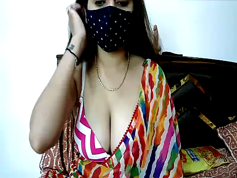 Snapshot of Gloie4u chatting on 05.12.26 Gloie4u online show from 05.12.26