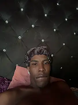Snapshot of Richchocolatesweet_ chatting on 05.31.26 Richchocolatesweet online show from 05.31.26