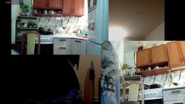 Sakura Green online show from 12.20.25