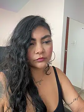 Juli Walker online show from 03.01.26