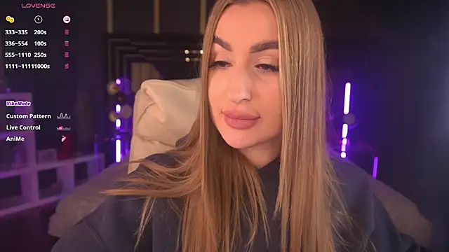 LiaBrazzerr online show from 01.26.25