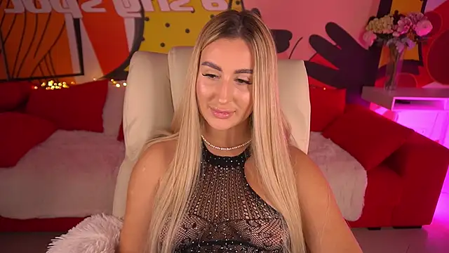 LiaBrazzerr online show from 11.14.25