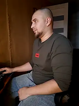 Foxyshaved online show from 01.13.25