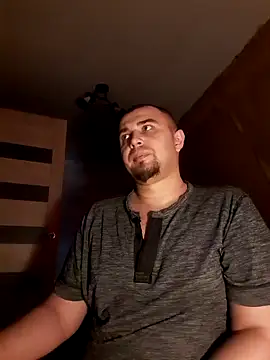 Foxyshaved online show from 01.28.25