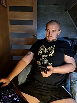 Foxyshaved online show from 07.06.26