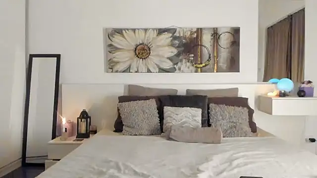 Snapshot of JoyCasidy chatting on 12.01.24 JoyCasidy online show from 12.01.24