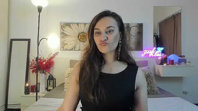 Snapshot of JoyCasidy chatting on 11.05.25 JoyCasidy online show from 11.05.25