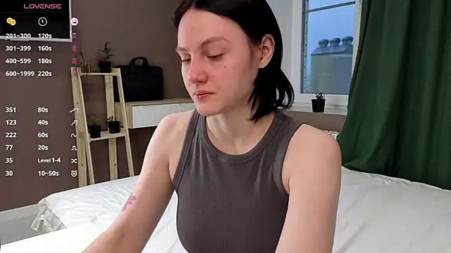 MaryCoopeer online show from 11.04.25