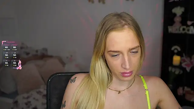 Nicolette  Shea  online show from 01.15.25