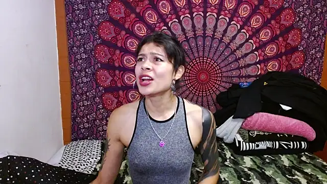 Snapshot of AbbySccott chatting on 07.23.26 AbbySccott online show from 07.23.26