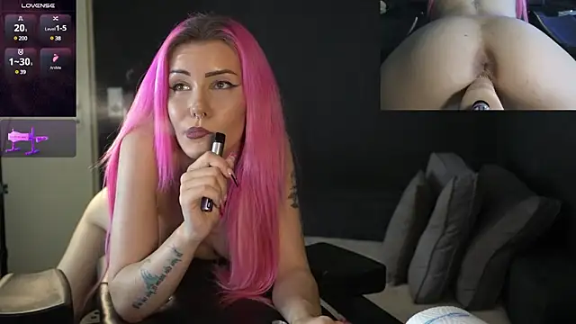 ClaraStylezZ online show from 03.22.25