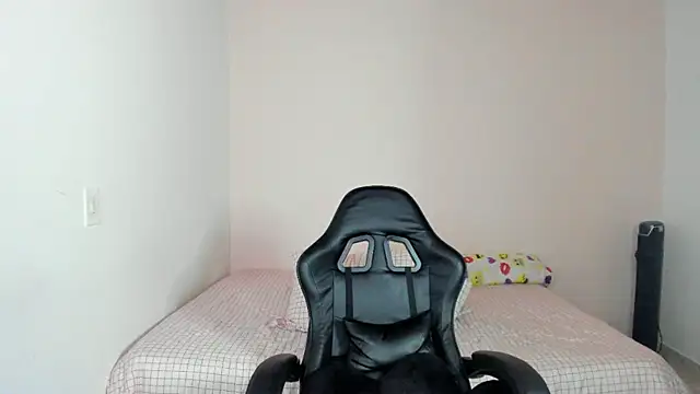 nina pons online show from 04.21.26