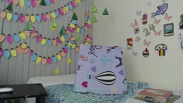 Snapshot of reaLISStic chatting on 12.09.24 reaLISStic online show from 12.09.24