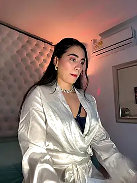 ZarahEvans online show from 12.03.24