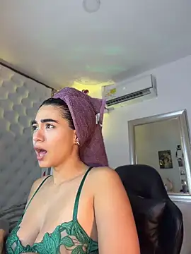 ZarahEvans online show from 05.28.26