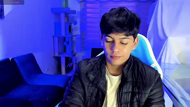 Franco Rizzo  online show from 10.04.25