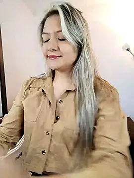 valeriahunter1 online show from 12.26.24