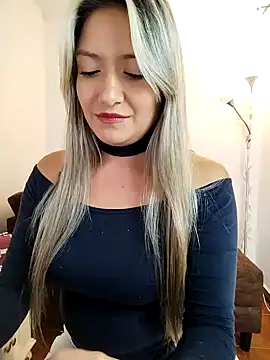 valeriahunter1 online show from 01.17.25