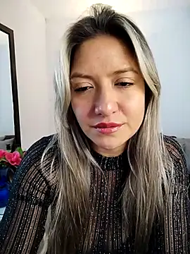 valeriahunter1 online show from 03.05.25