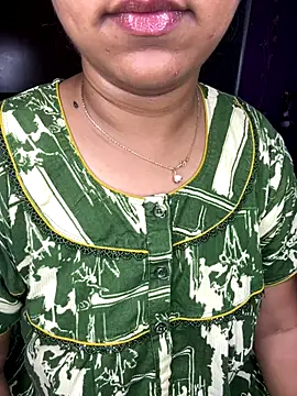 Snapshot of kannadatelugugirl chatting on 10.09.25 kannadatelugugirl online show from 10.09.25