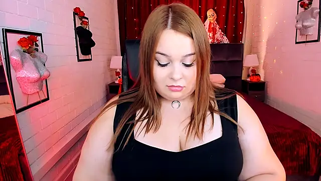 KimberlyMaran online show from 10.31.25