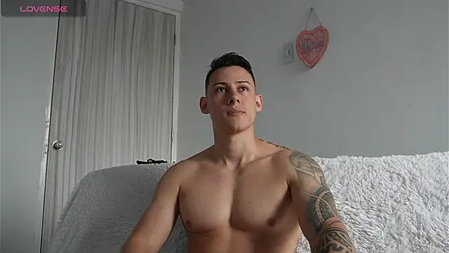 Muscle King Cum online show from 03.26.26