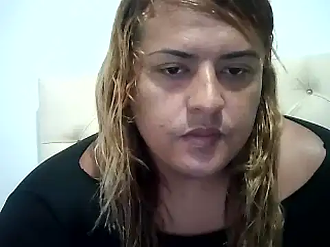 KIARAMARSHALLWELLZ online show from 12.13.24