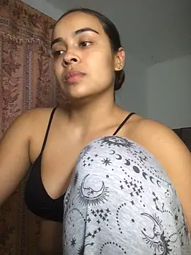 JuanaSimons online show from 05.19.26