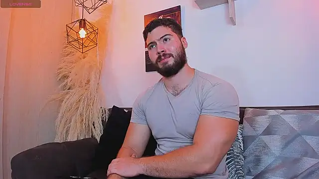 SebastianVilla  online show from 03.13.26