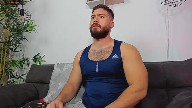 SebastianVilla  online show from 05.14.26