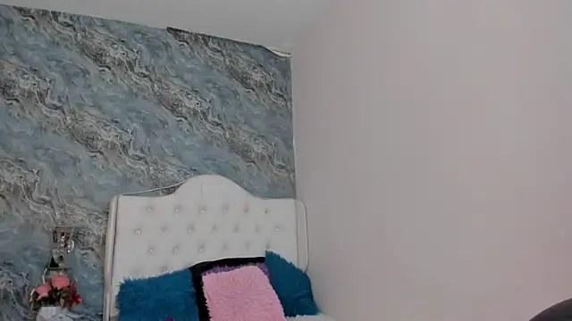 Snapshot of CAMILLEN_PETTID chatting on 01.30.25 CAMILLEN PETTID online show from 01.30.25