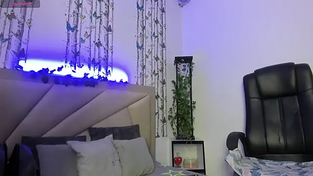 Andrefoxx  online show from 11.29.25