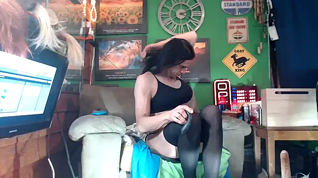 Brooke-lynn online show from 02.17.25