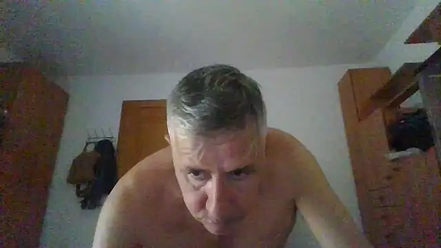 Snapshot of parejamlga58 chatting on 10.24.25 parejamlga58 online show from 10.24.25