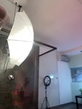 Emilia Bakerr online show from 12.26.24