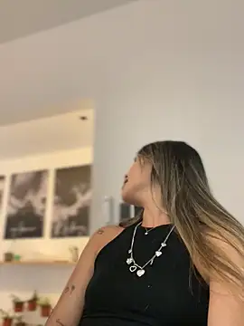 Emilia Bakerr online show from 03.13.25