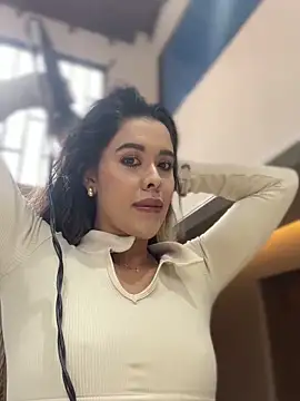 Emilia Bakerr online show from 03.21.25