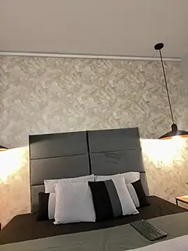 Emilia Bakerr online show from 03.06.26