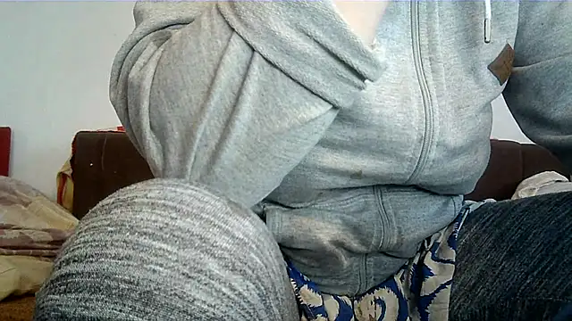 Lucinka1 online show from 02.15.25