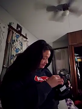 Snapshot of sweetkitty111 chatting on 10.02.25 sweetkitty111 online show from 10.02.25