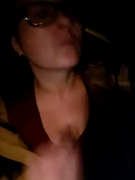 Snapshot of sweetkitty111 chatting on 11.09.25 sweetkitty111 online show from 11.09.25