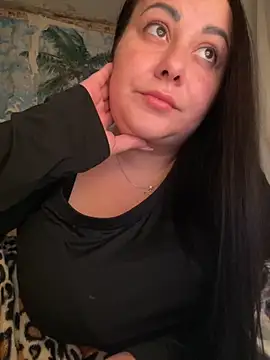 DaisyStreet online show from 11.19.25