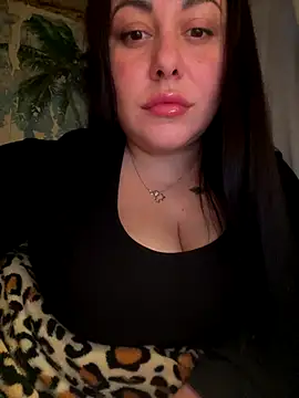 DaisyStreet online show from 12.20.25