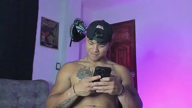 Dominic Biker   online show from 04.09.26